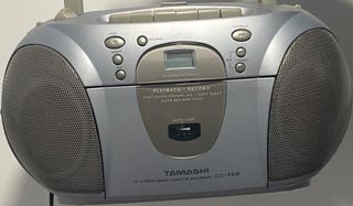 Radio CD y Cassette Plata