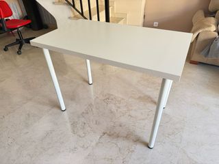 Mesa y Silla Oficina Roja