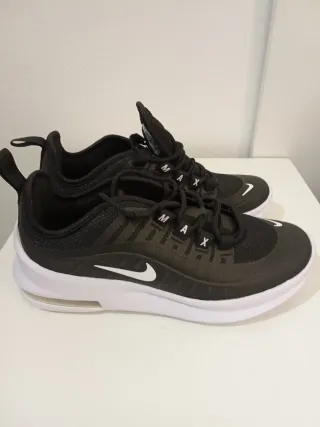 Bambas nuevas número 35.5