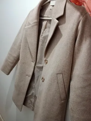Abrigo beige mujer
