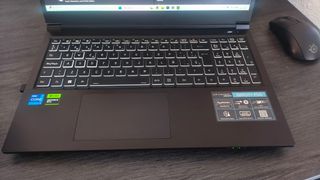 Medion Erazer Deputy P50 Notebook Casi Nuevo