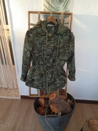 Cazadora camuflaje mujer