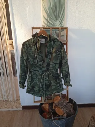 Cazadora camuflaje mujer