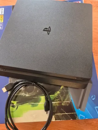 PS4 (PlayStation 4) Negra