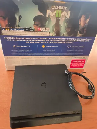 PS4 (PlayStation 4) Negra