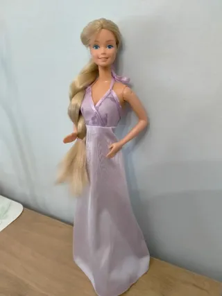 Barbie Twirly Curl e abito Dream Glow #2192