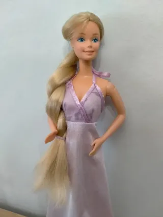 Barbie Twirly Curl e abito Dream Glow #2192