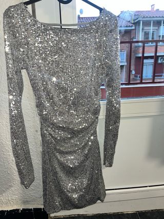 Vestido corto lentejuelas Pull and Bear