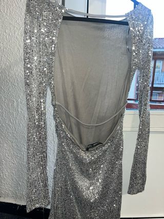 Vestido corto lentejuelas Pull and Bear