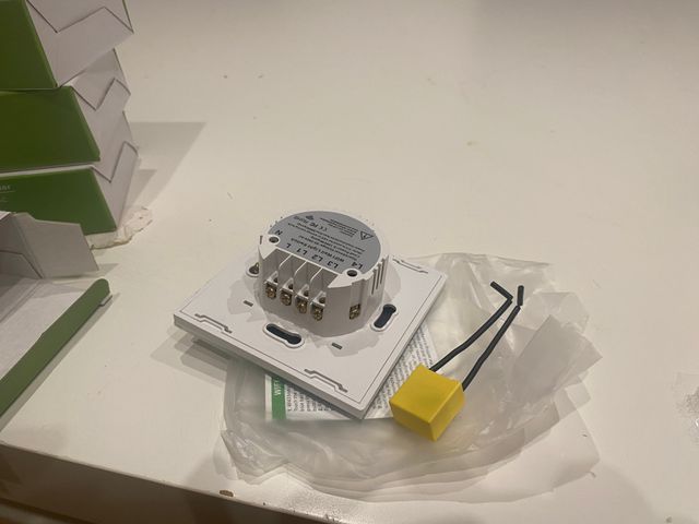 NUEVOS INTERRUPTORES PARED TACTIL WIFI