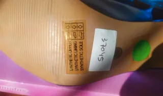 Zapatos MTNG Azul Metalizado Talla 36