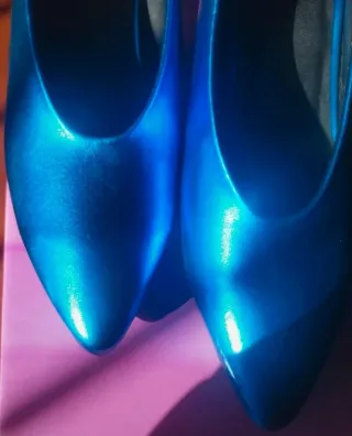 Zapatos MTNG Azul Metalizado Talla 36