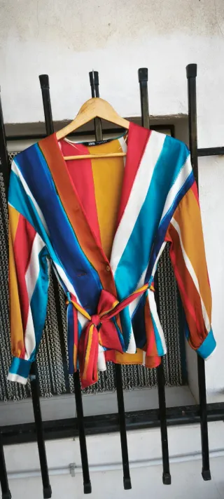 Camisa Zara Saten Rayas Multicolor