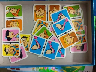 Lote Pocoyo Puzzle y Dominó Flinstones