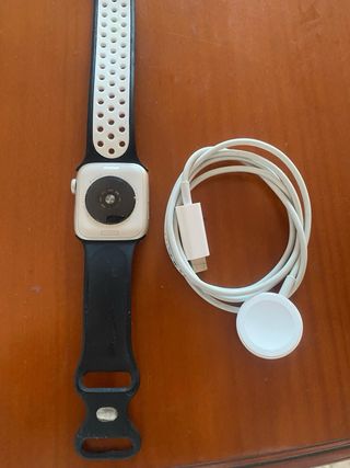 Apple Watch Negro y Plata