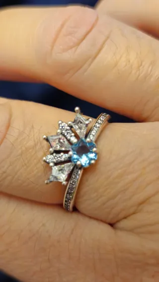 Anillo diseñoTiara Reina Elsa de Frozen de Disney