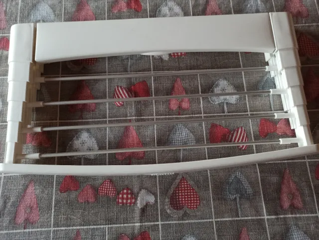 Asciugapiatti piccolo da parete/radiatore