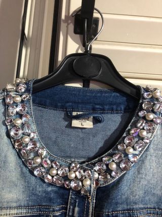 Giacca di jeans con perle