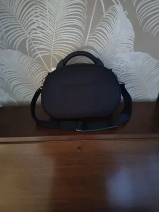 Neceser rígido de viaje para mujer