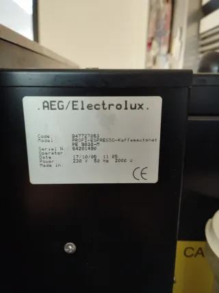 Cafetera Encastrable AEG