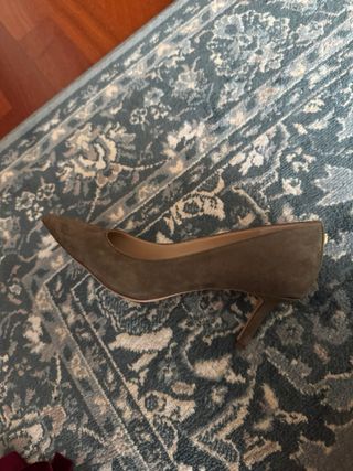 Zapatos de salón Ralph Lauren verde caqui