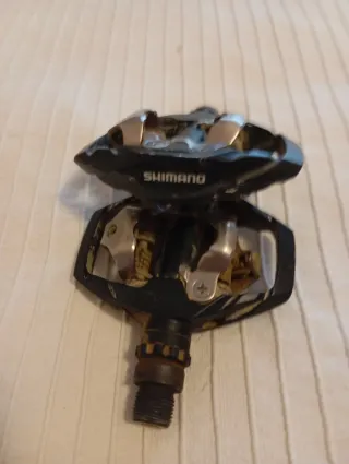 Zapatillas + pedales BTT Shimano