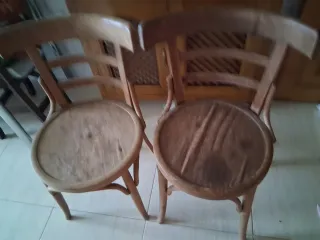 2 Sedie Vintage in Legno