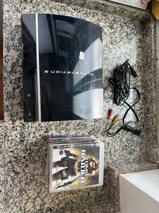 Consola PlayStation 3 Negra + 7 Juegos