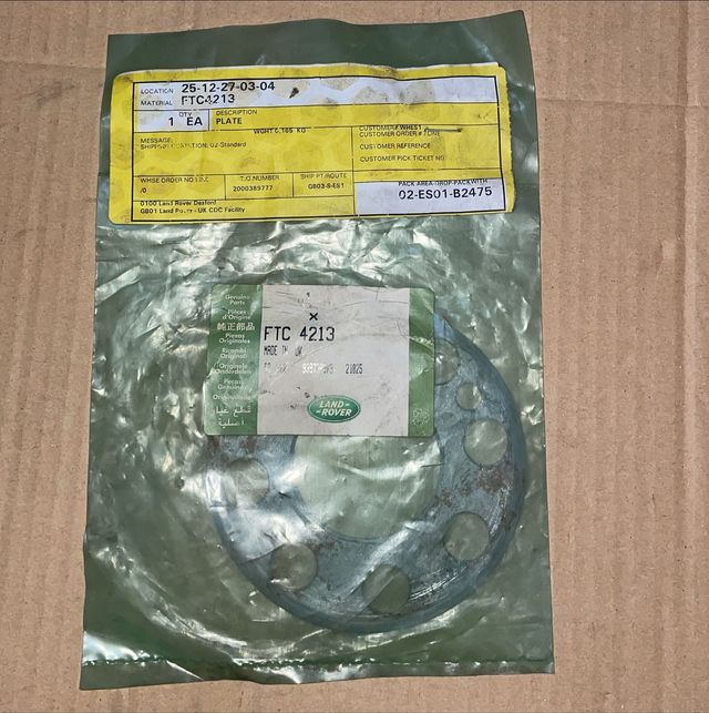 FTC4213 Placa Soporte Caja de Cambios LAND ROVER