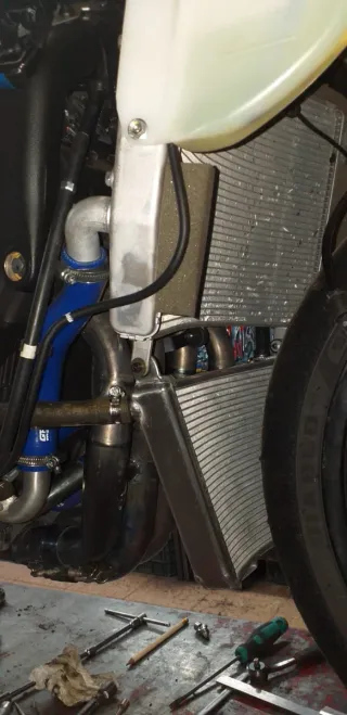 Codos radiador Yamaha R6 2018