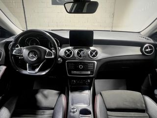 Mercedes-Benz CLA 200d / NACIONAL / Etiqueta C