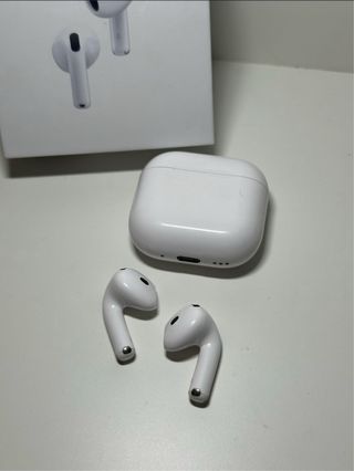 Airpods 4 com cancelamento de ruído