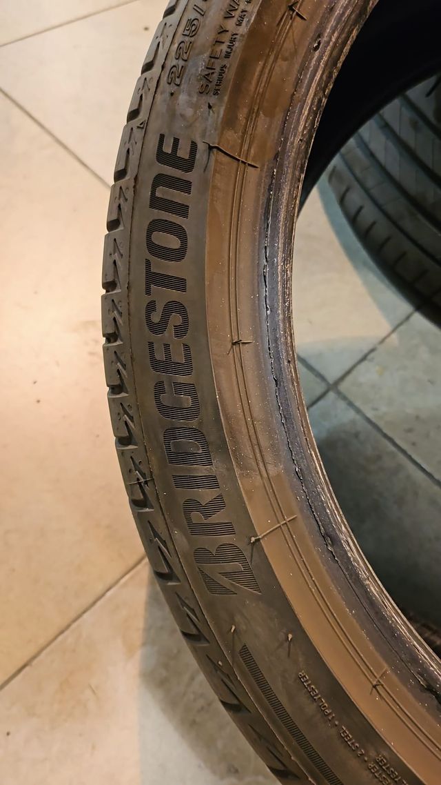 Neumáticos Turismo Bridgestone