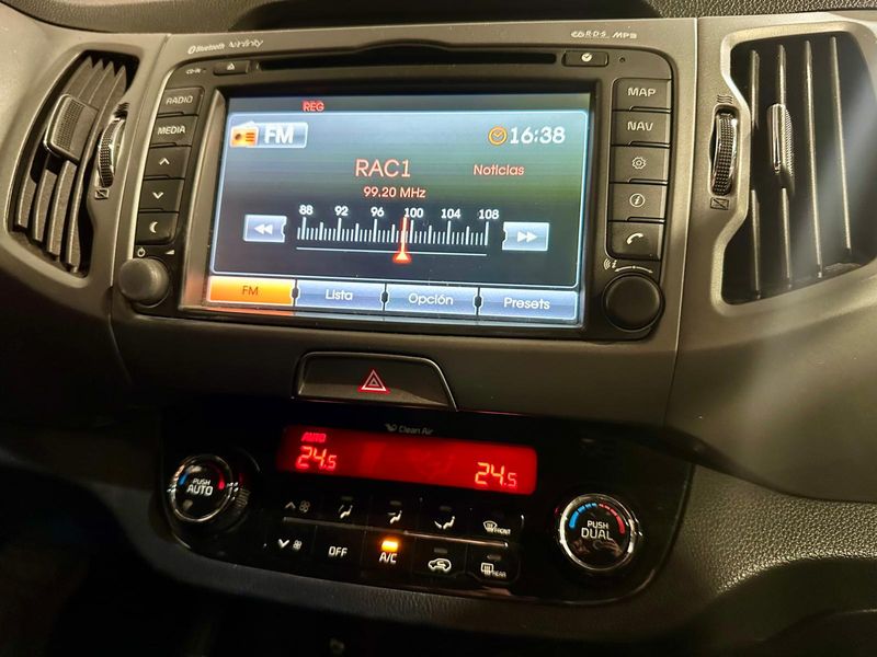 Kia Sportage 2015, foto 21