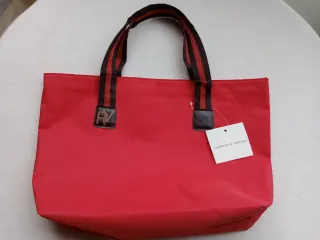 Precioso bolso de la firma Roberto Verino.