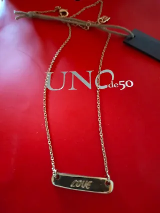 Collar Uno de 50 LOVE bañado en oro