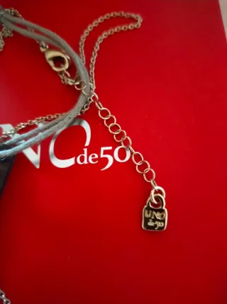 Collar Uno de 50 LOVE bañado en oro