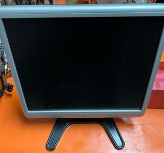 Monitor AOC 17 “