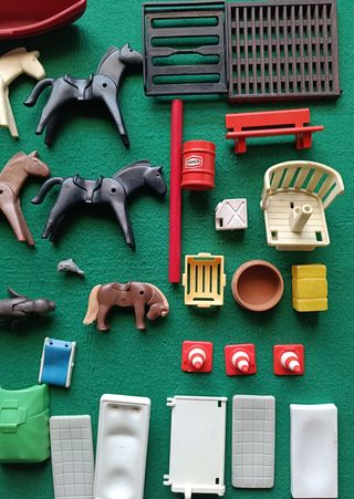 Lote Playmobil Años 80 - ~60 Figuras