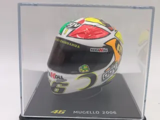 Modellino Casco Valentino Rossi Mugello 2006
