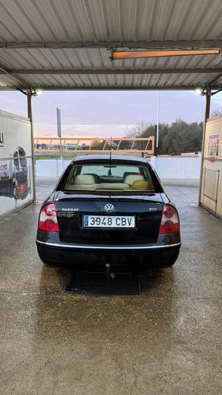 Volkswagen Passat 2003