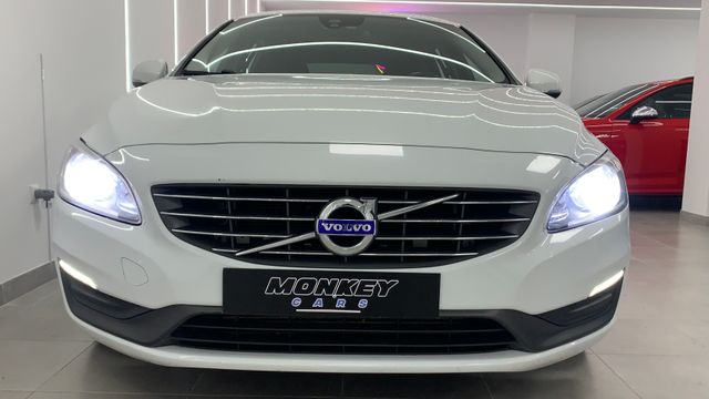 Volvo V60 D4 KINETIC AUT.