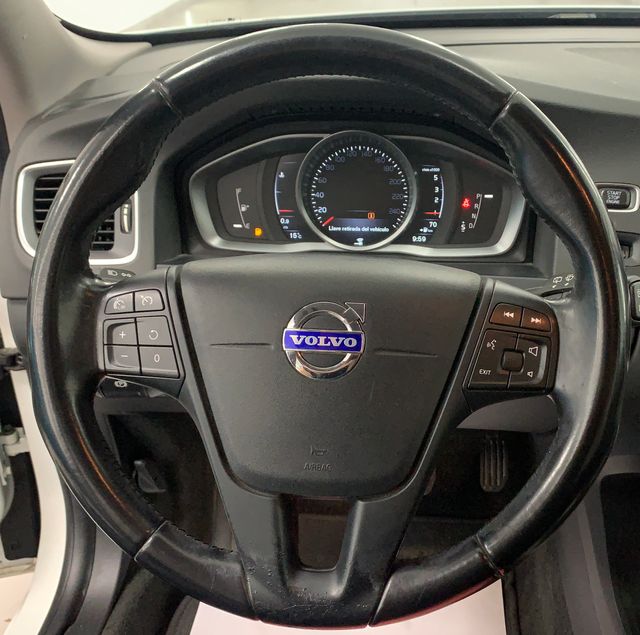 Volvo V60 D4 KINETIC AUT.