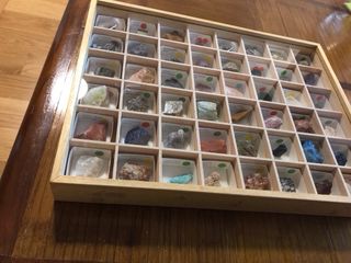 Collezione espositore 48 minerali