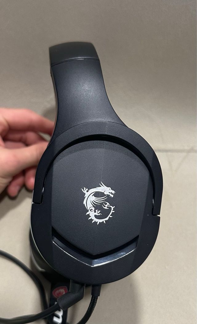 Cascos MSI con micrófono