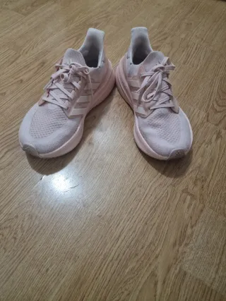 Zapatillas Adidas rosas y blancas