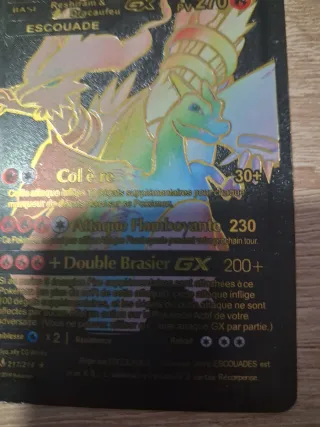 Carta Pokémon Reshiram & Charizard GX