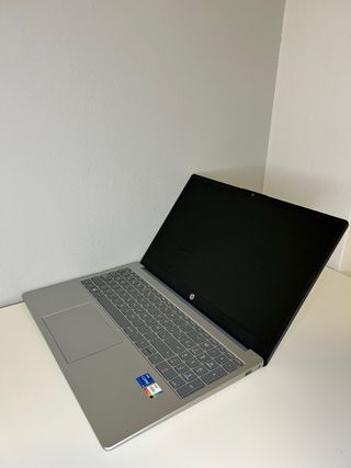 Portátil HP 16GB RAM / 1TB SSD Gris