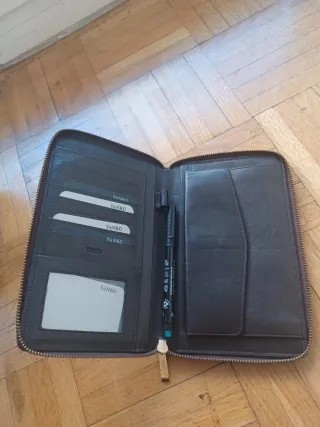 Cartera YANKO piel efecto cocodrilo marrón