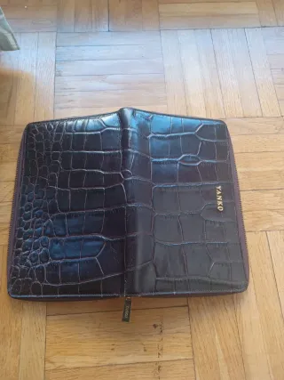 Cartera YANKO piel efecto cocodrilo marrón